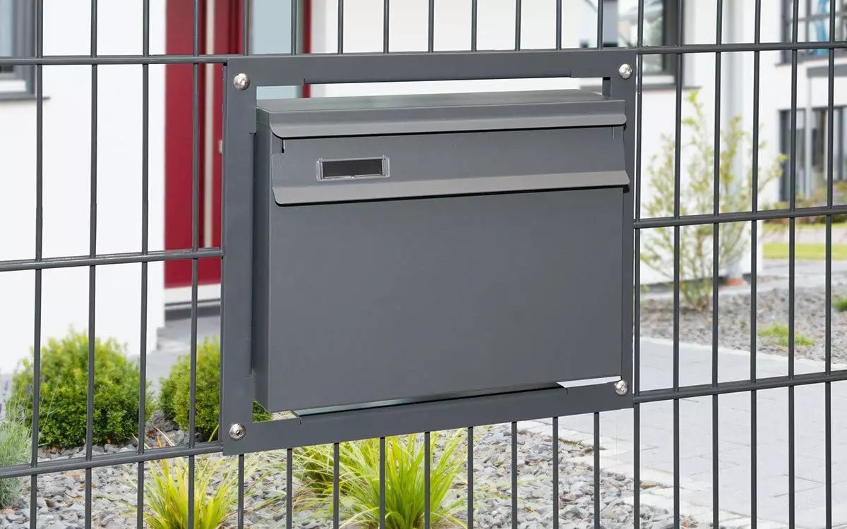 Briefkasten Doppelstabmattenzaun